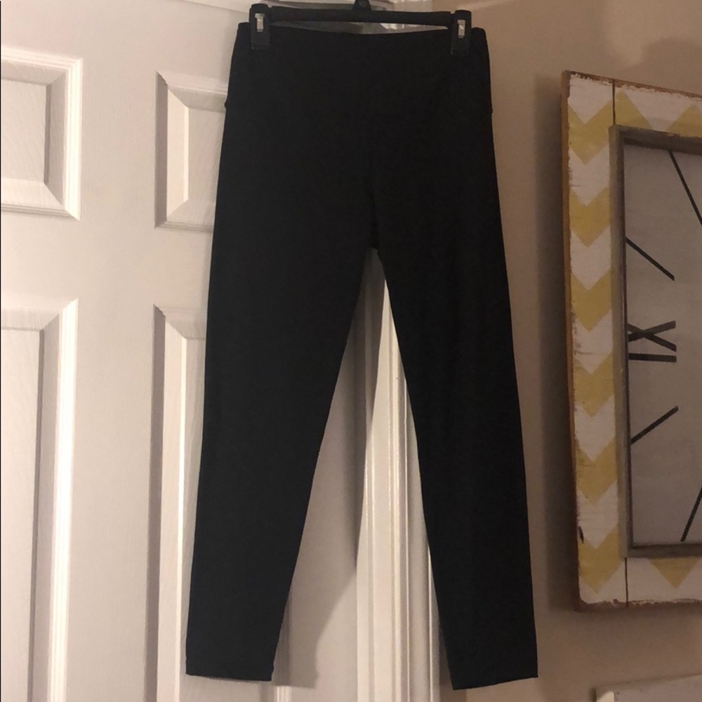 Athletic Leggings 🖤